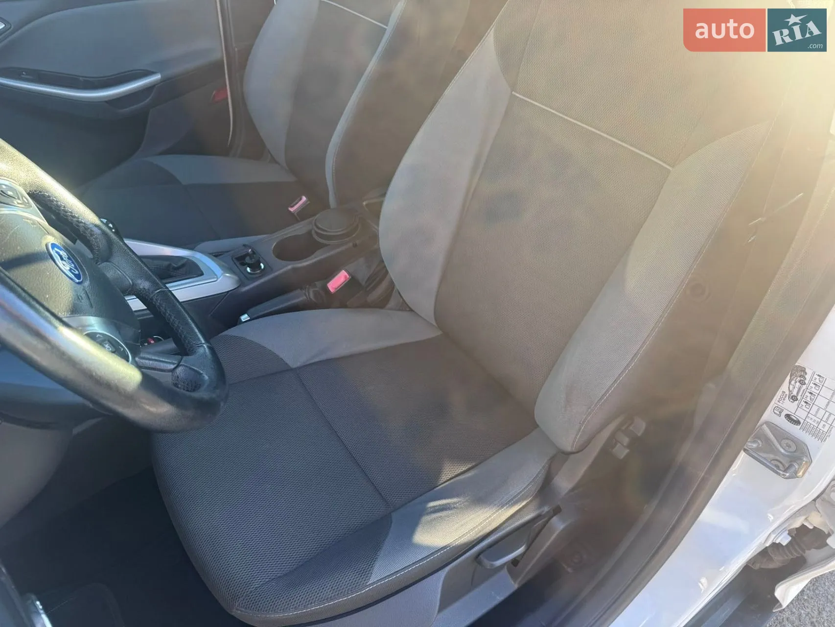 2012 Ford Focus - мініатюра 2