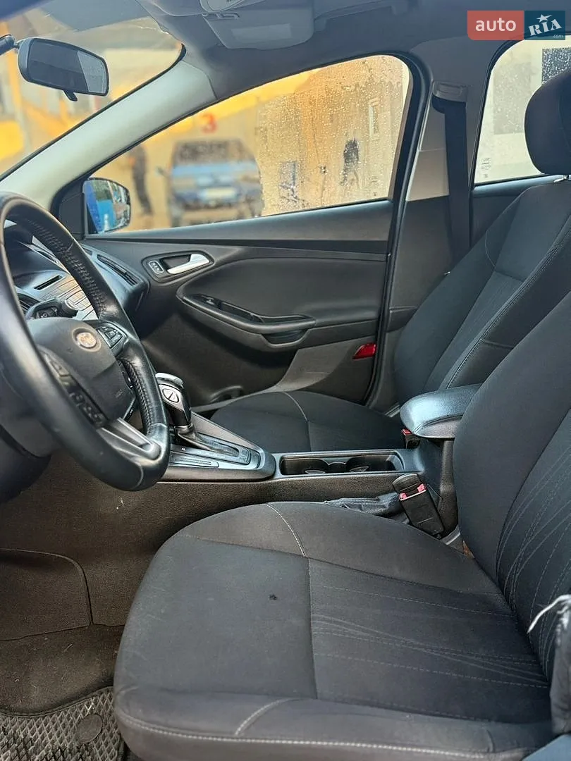 2016 Ford Focus - мініатюра 10
