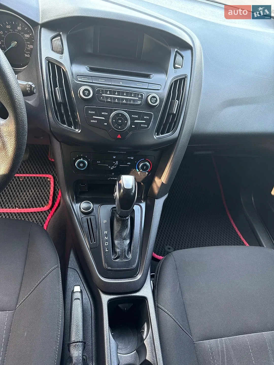 2015 Ford Focus - мініатюра 27