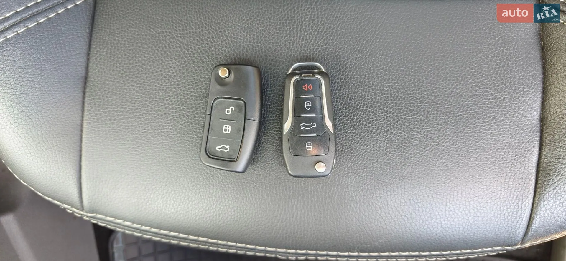 2011 Ford Focus - мініатюра 16