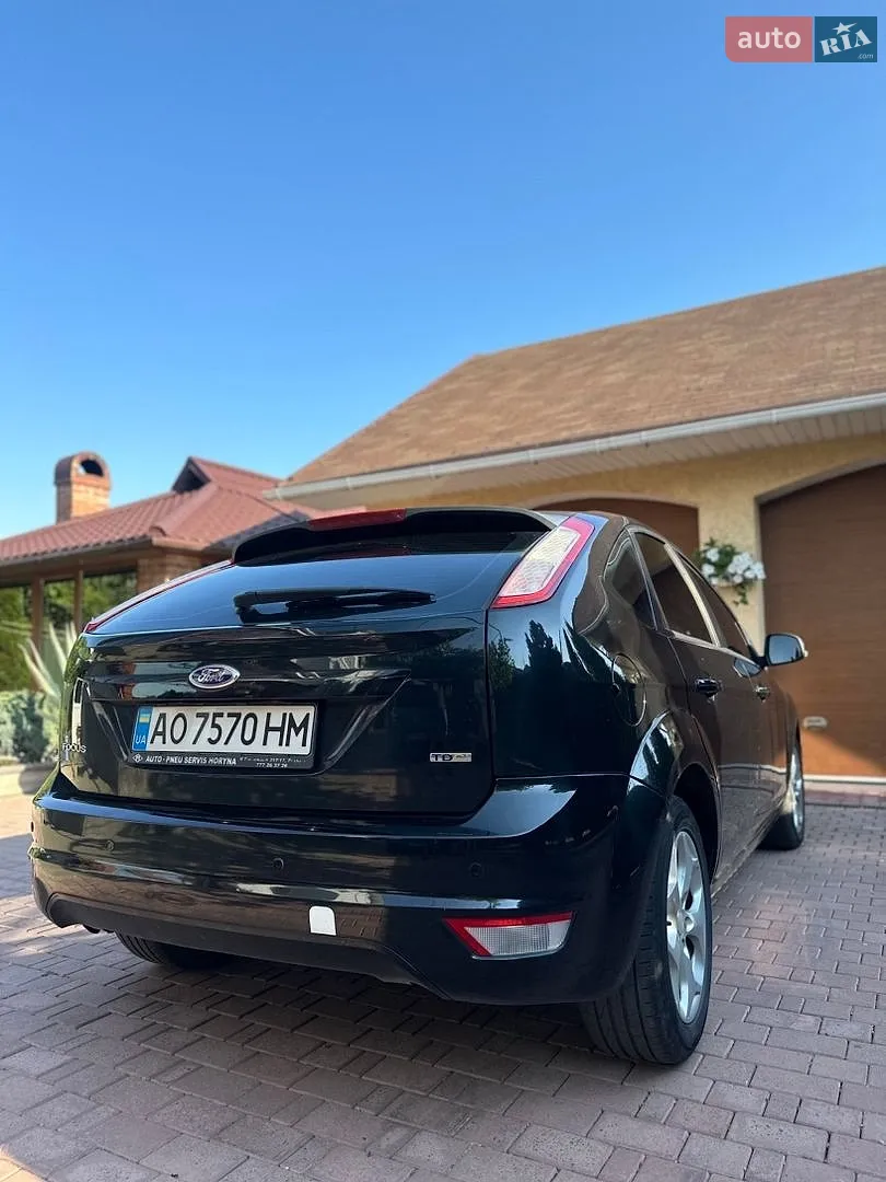 2010 Ford Focus - мініатюра 8