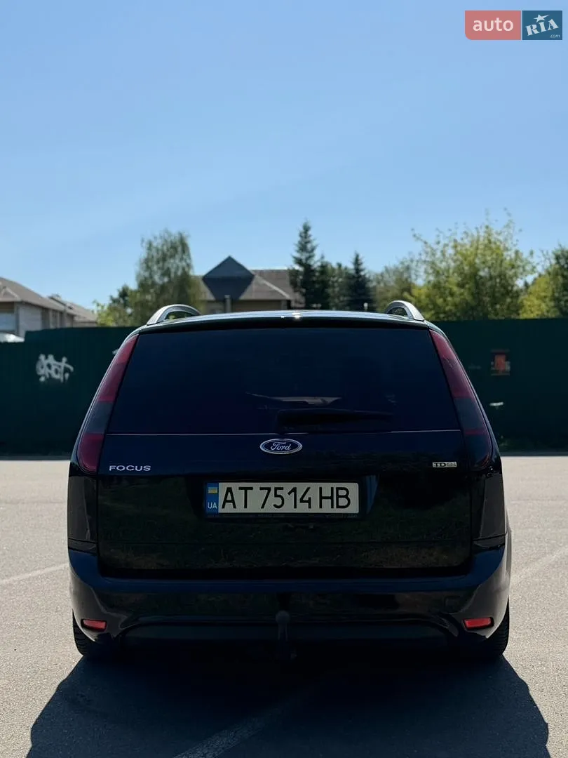 2010 Ford Focus - мініатюра 10