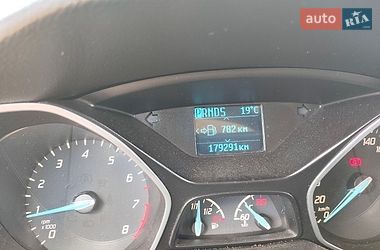 Хэтчбек Ford Focus 2012 в Петрове