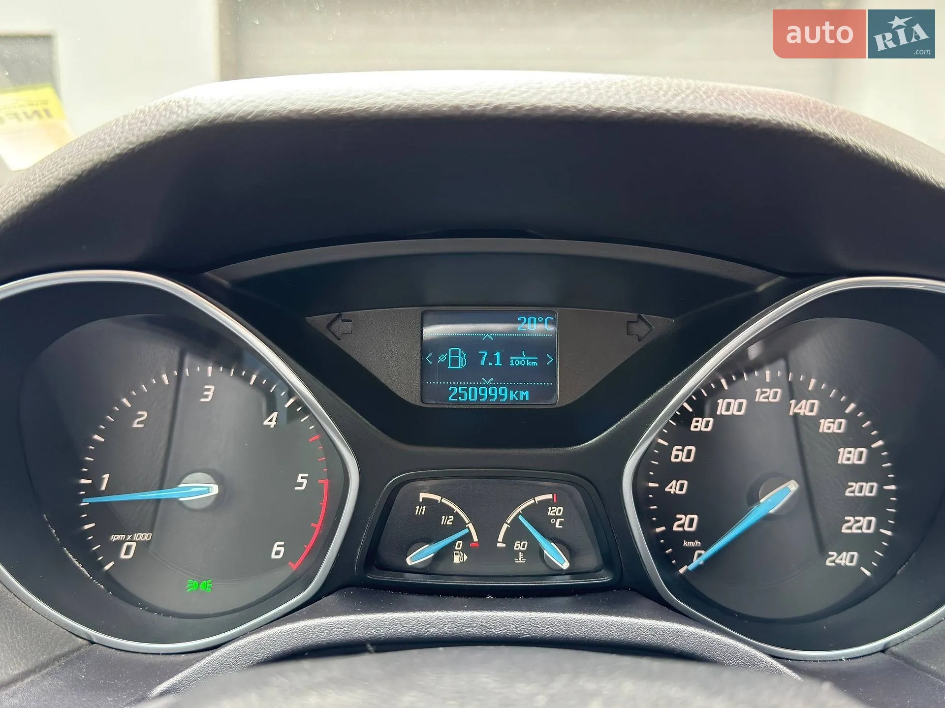2011 Ford Focus - мініатюра 21