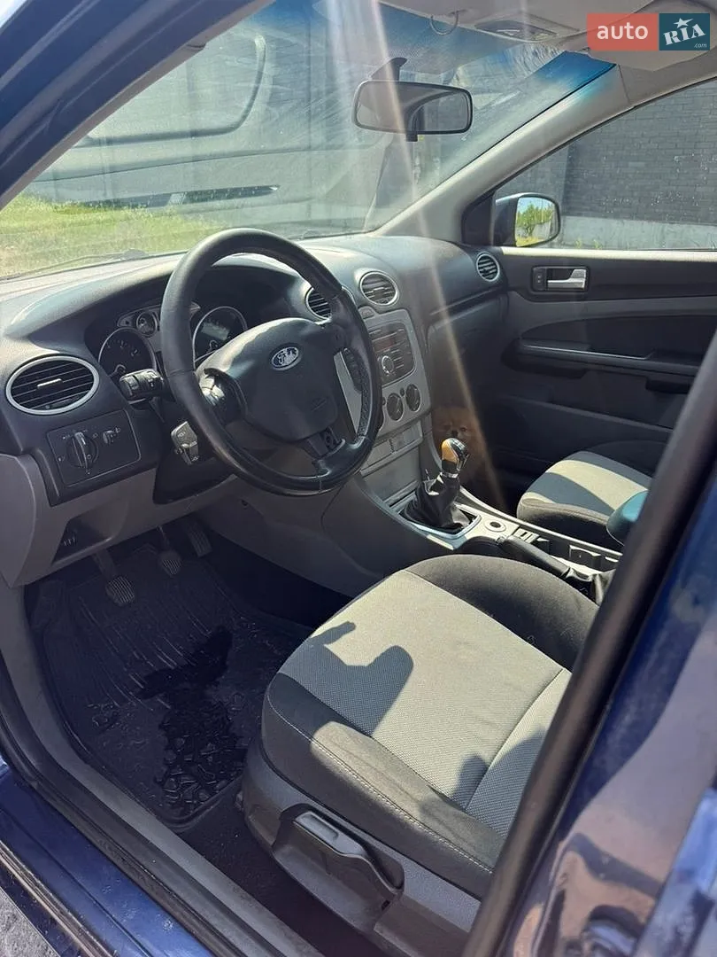 2011 Ford Focus - мініатюра 5