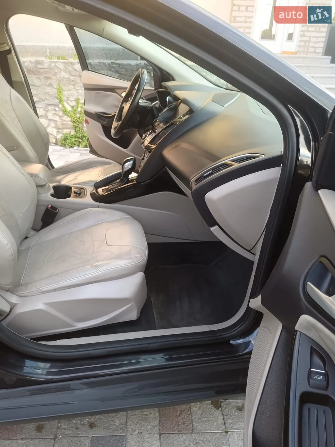 2012 Ford Focus - мініатюра 15