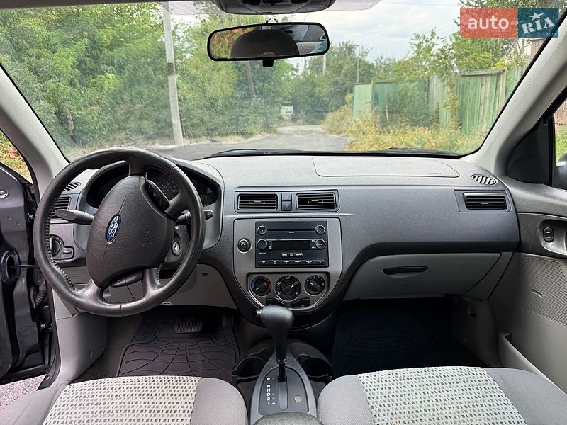 Седан Ford Focus 2007 в Каневе