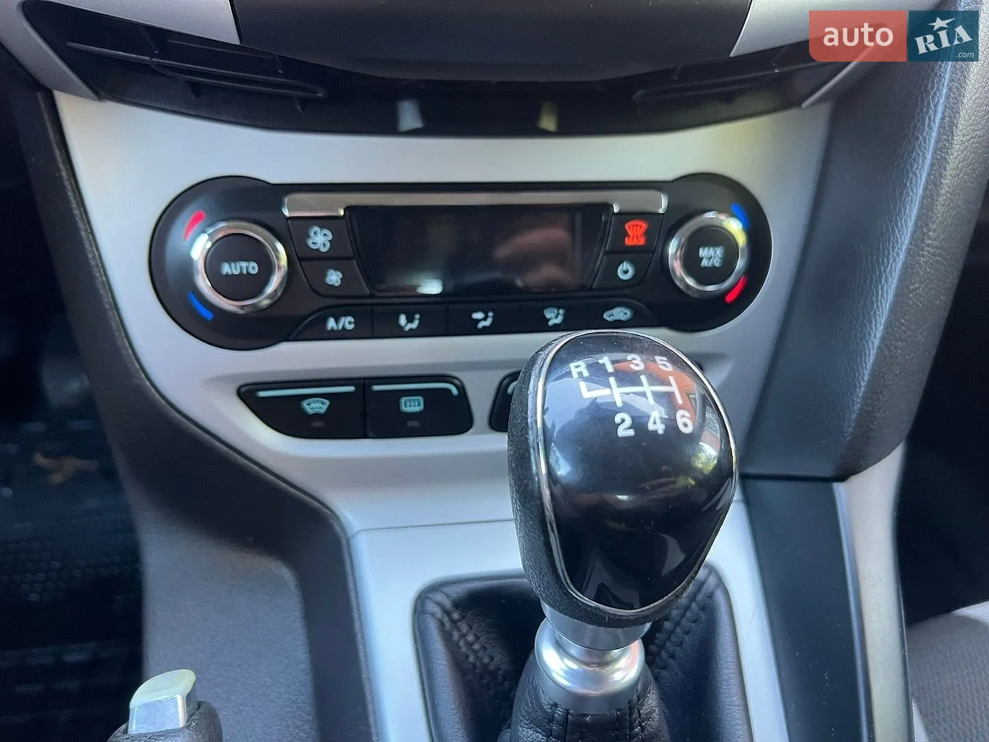 2013 Ford Focus - мініатюра 18