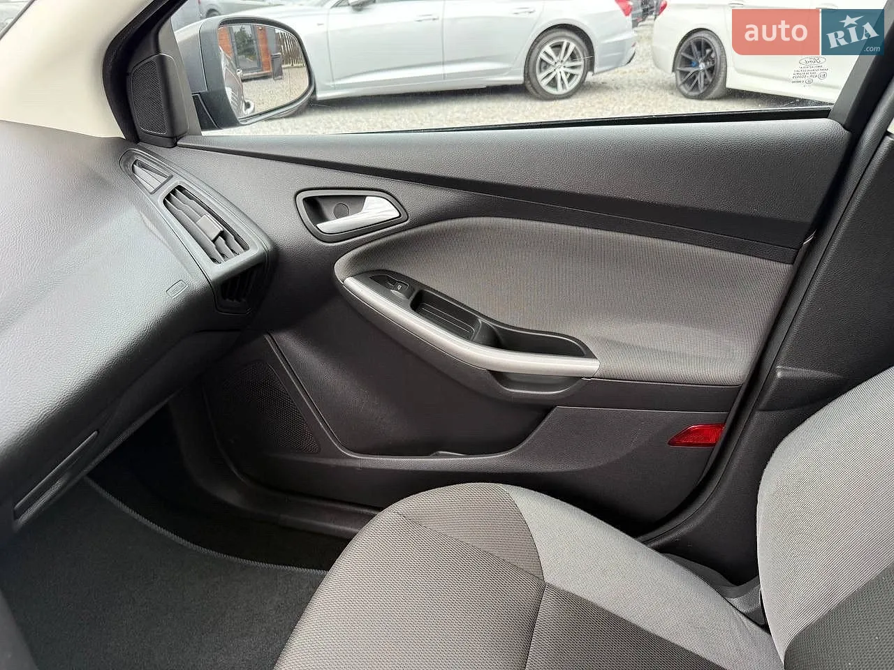 2012 Ford Focus - мініатюра 35