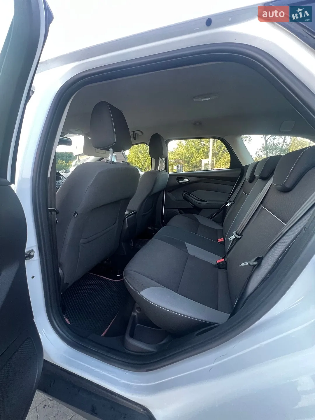 2012 Ford Focus - мініатюра 10
