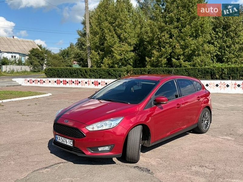 Хэтчбек Ford Focus 2015 в Андрушевке
