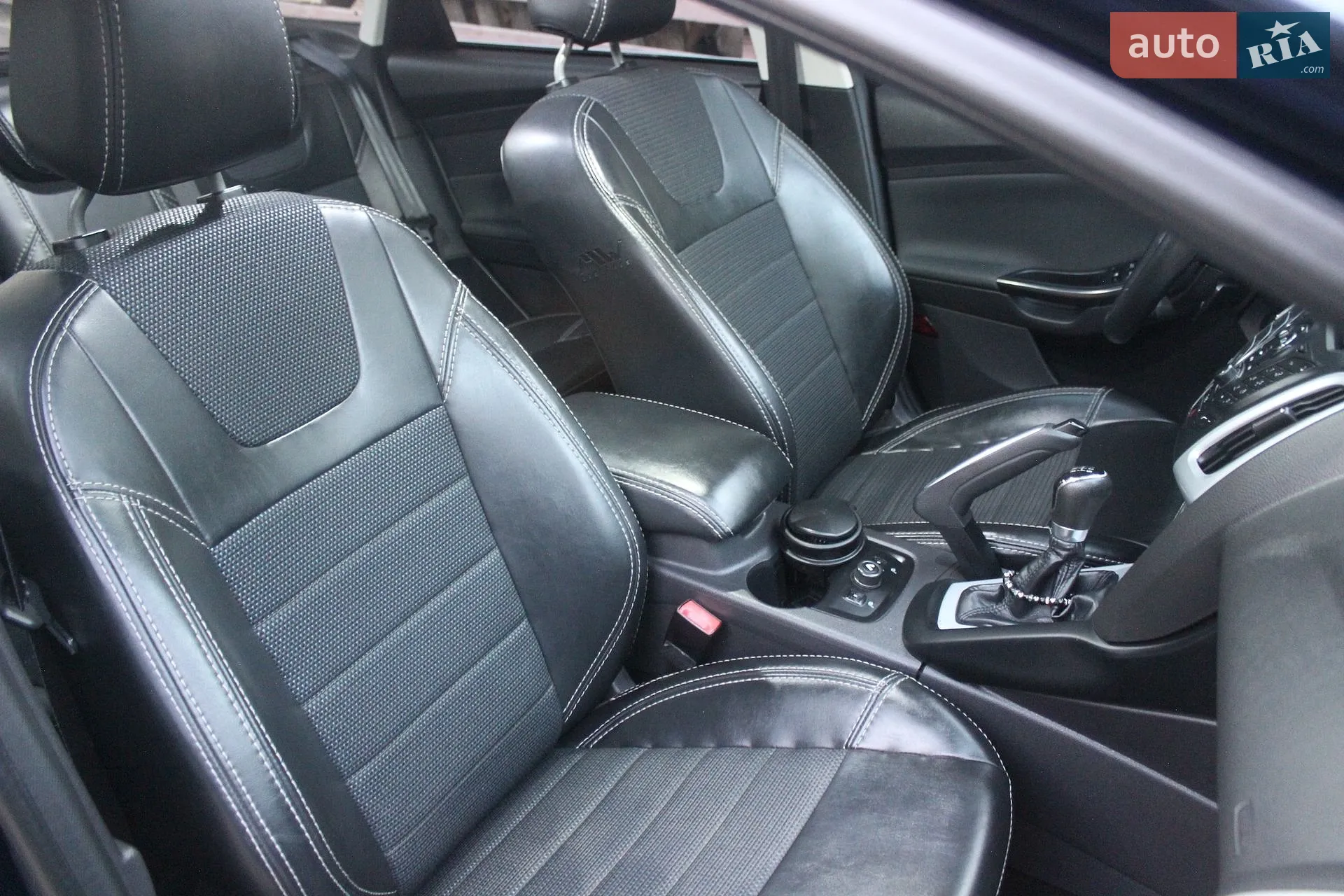 2011 Ford Focus - мініатюра 71