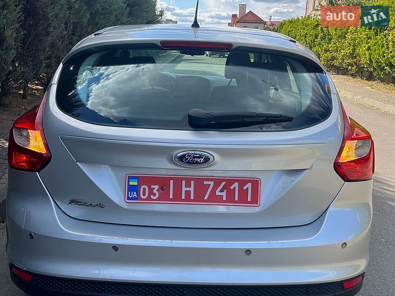 Хэтчбек Ford Focus 2011 в Шептицькому