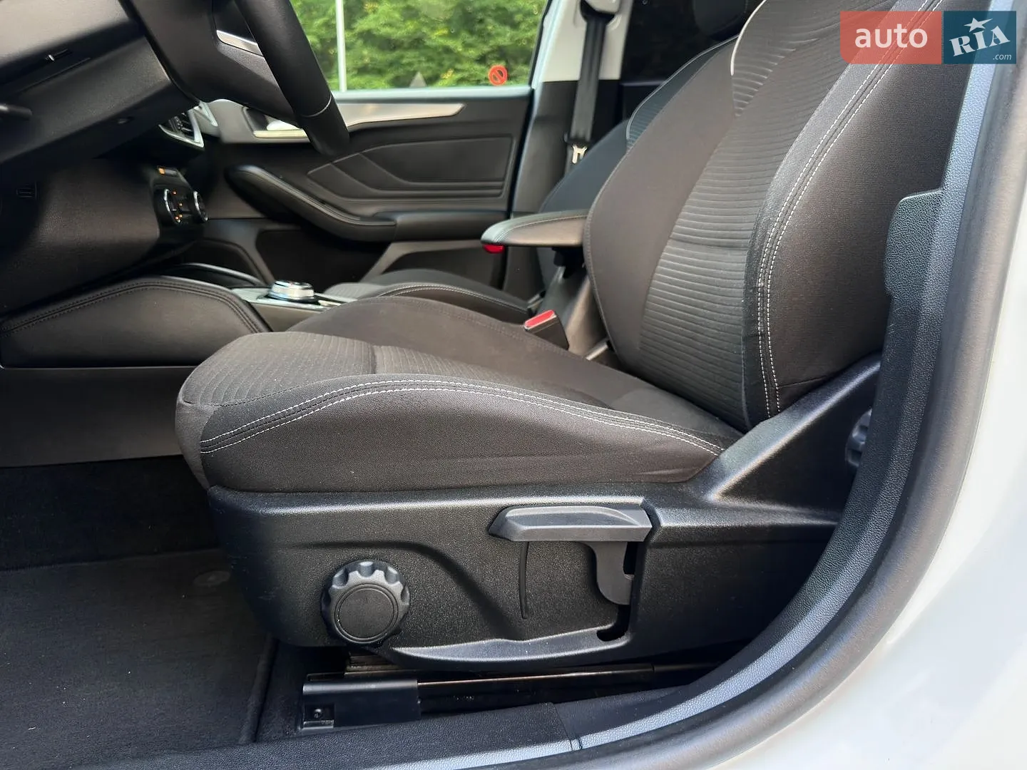 2021 Ford Focus - мініатюра 15
