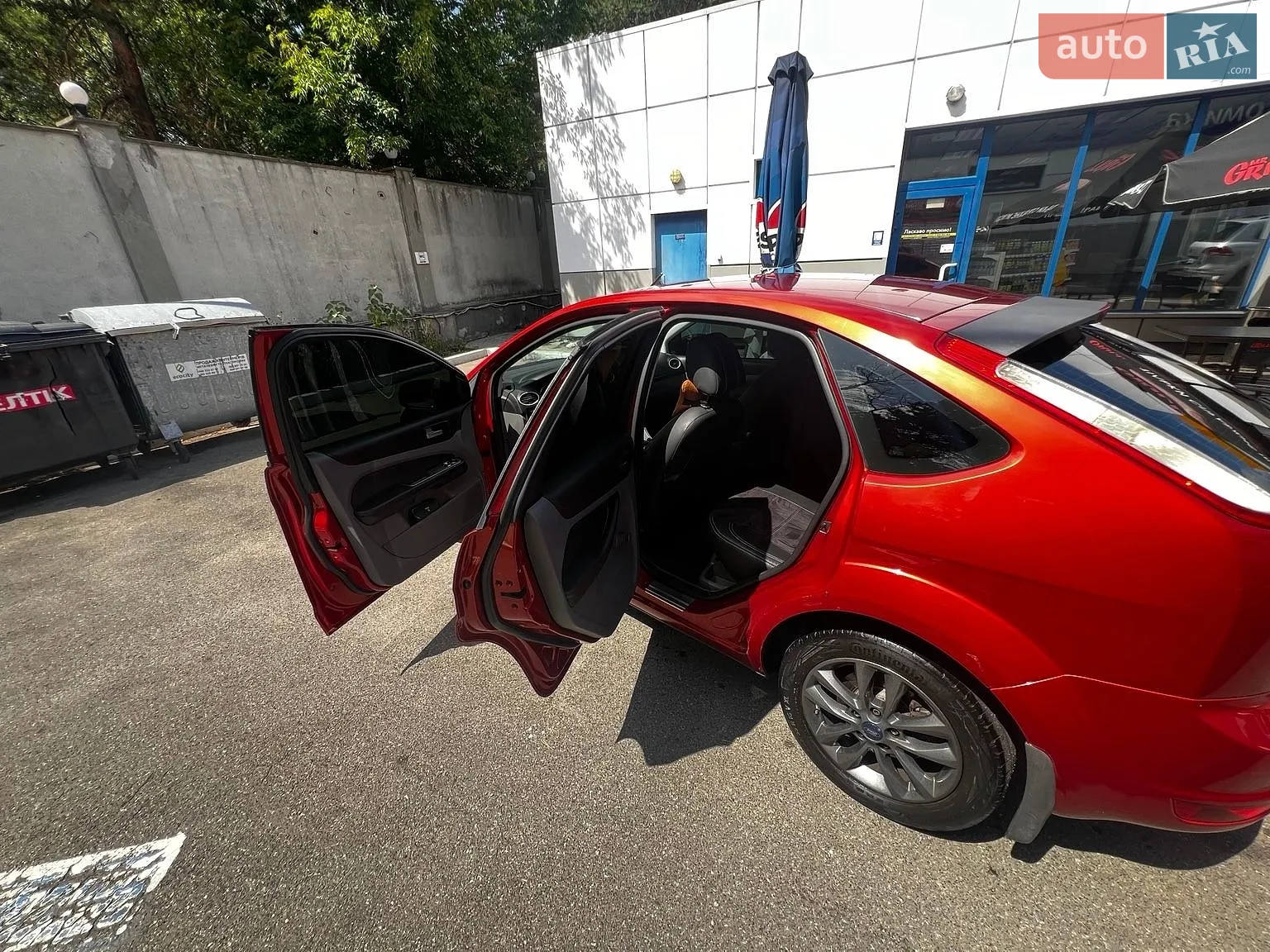 2010 Ford Focus - мініатюра 10