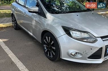 Седан Ford Focus 2013 в Софиевской Борщаговке