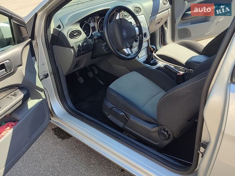 Хэтчбек Ford Focus 2009 в Харькове фото 5 Хэтчбек Ford Focus 2009 в Харькове
