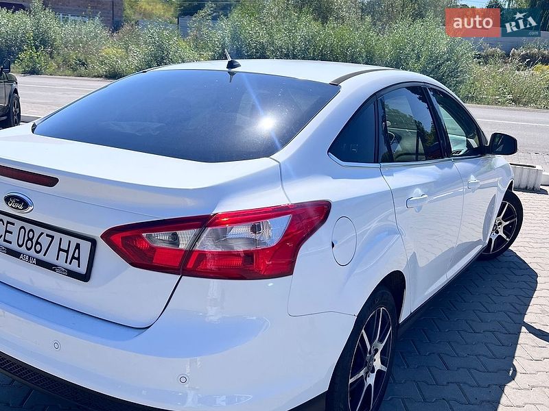 Седан Ford Focus 2011 в Черновцах