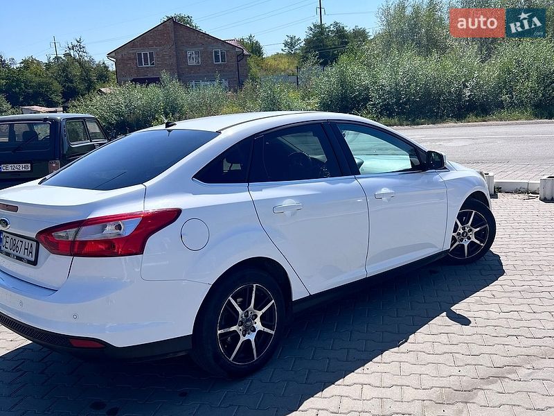 Седан Ford Focus 2011 в Черновцах