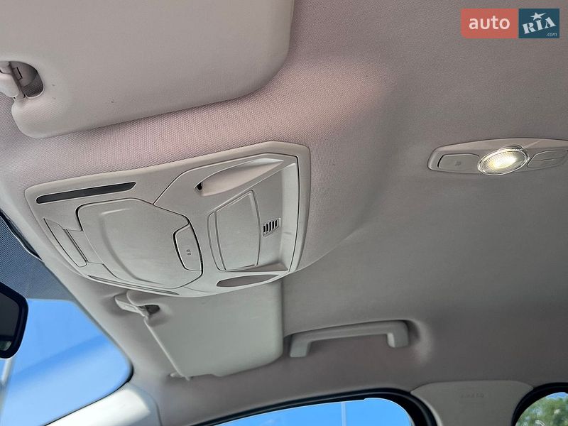Седан Ford Focus 2011 в Черновцах