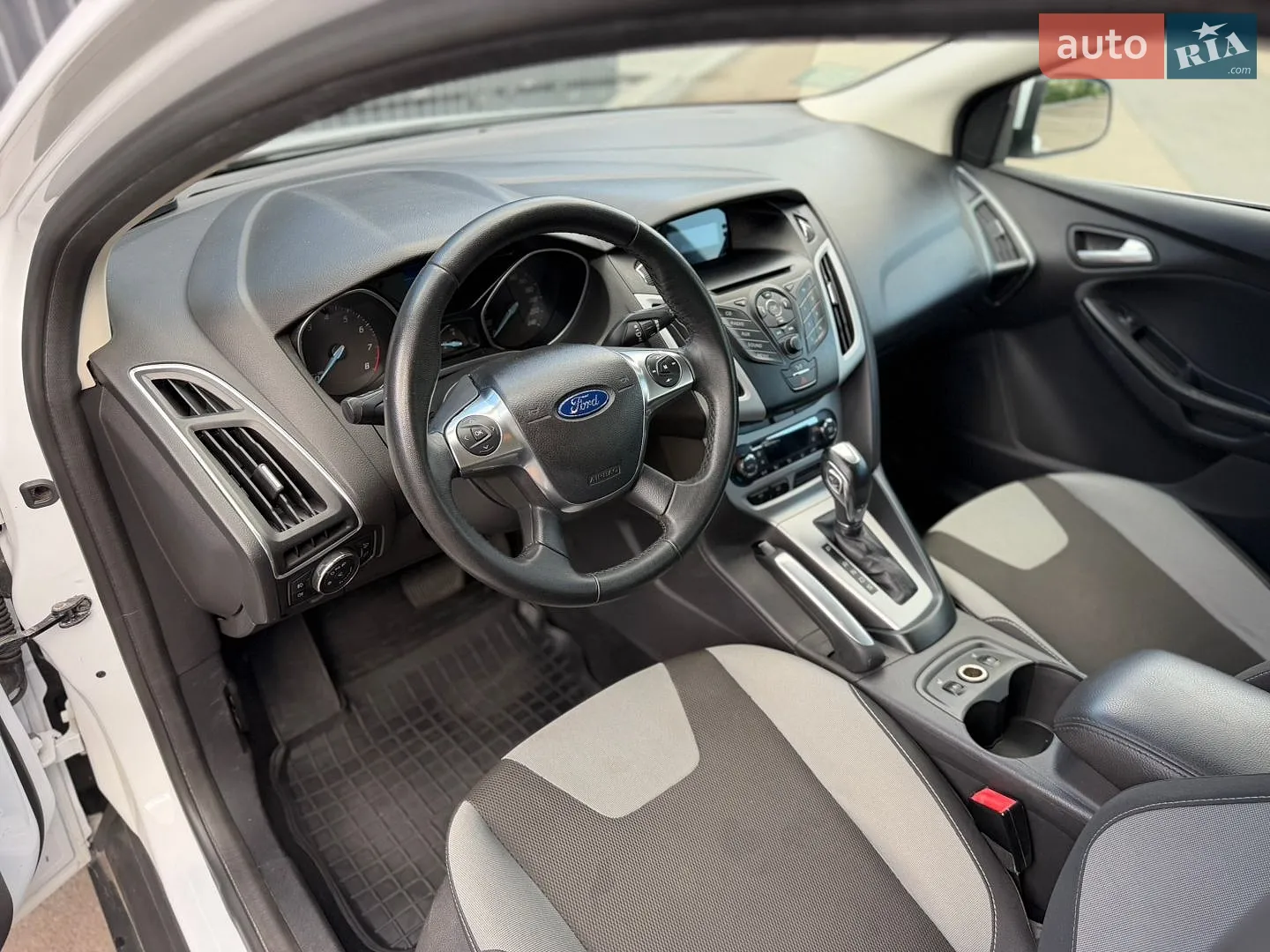 2012 Ford Focus - мініатюра 29