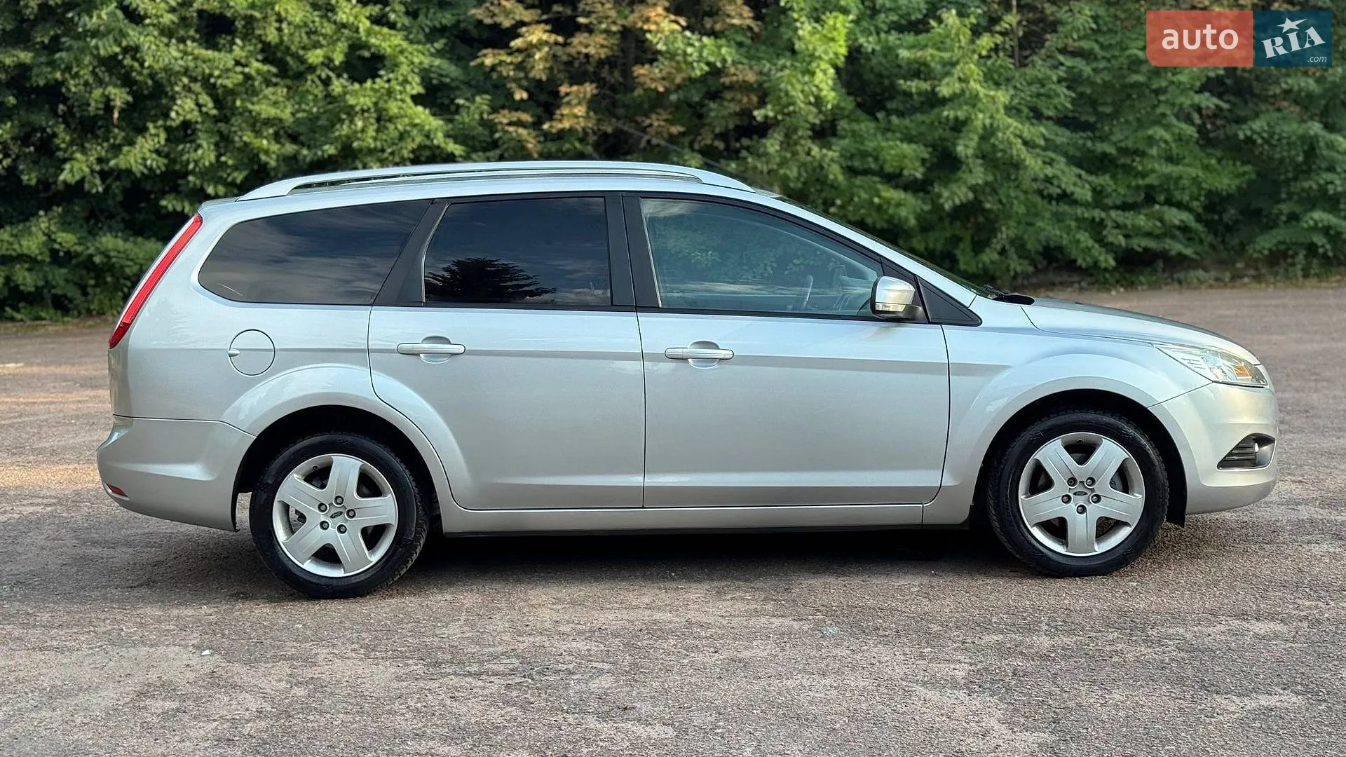 2010 Ford Focus - мініатюра 7