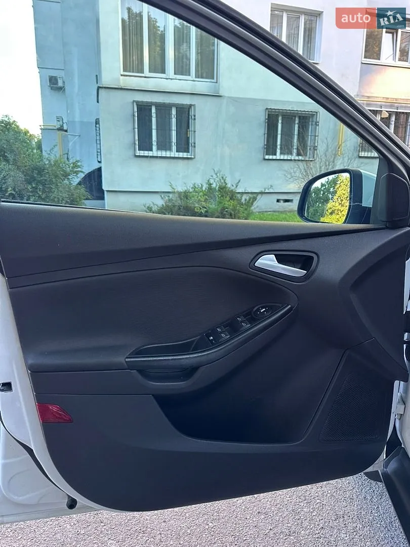 2012 Ford Focus - мініатюра 21