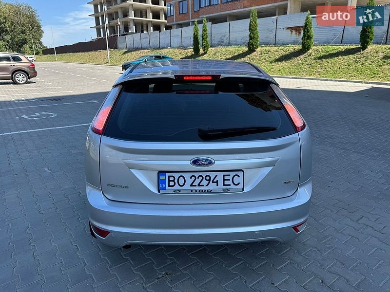 Хетчбек Ford Focus 2010 в Тернополі