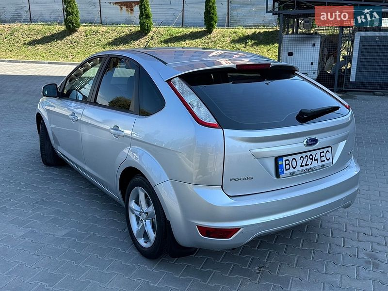 Хетчбек Ford Focus 2010 в Тернополі