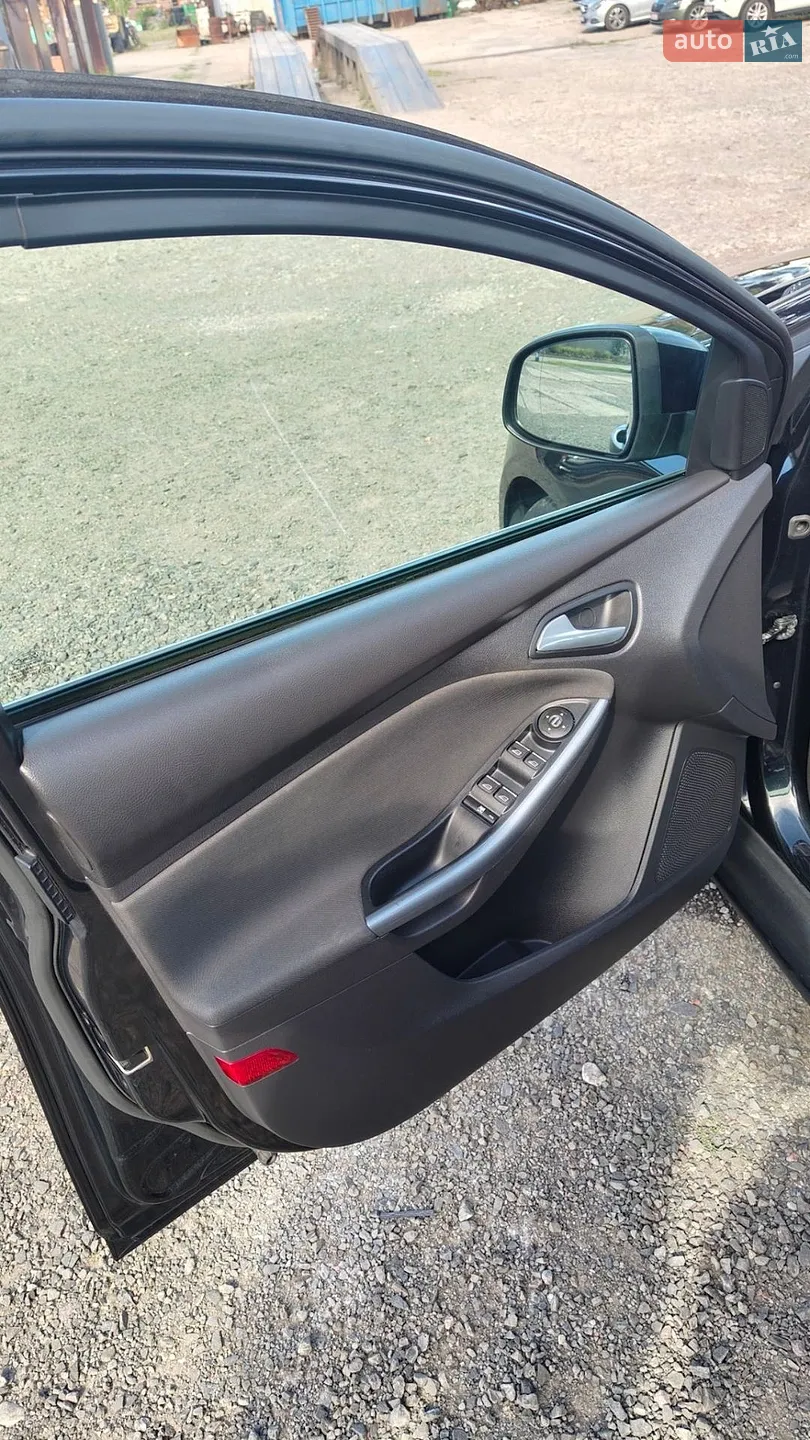 2011 Ford Focus - мініатюра 27