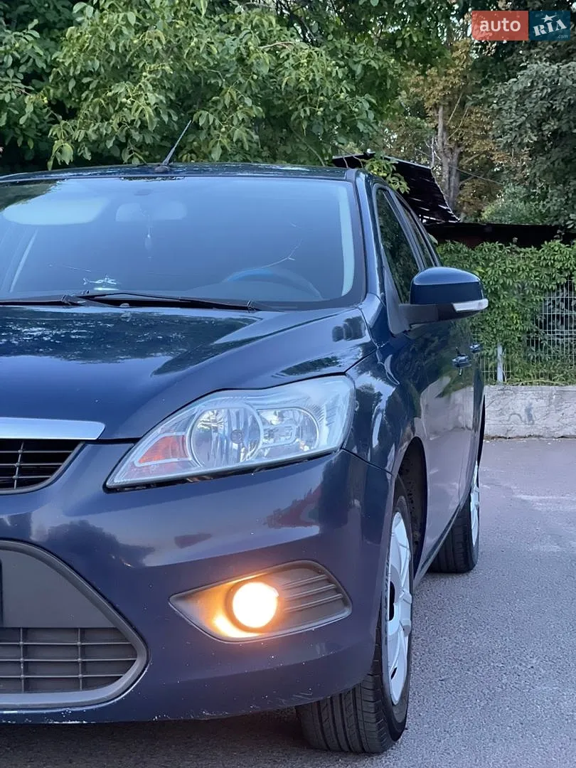 2010 Ford Focus - мініатюра 10