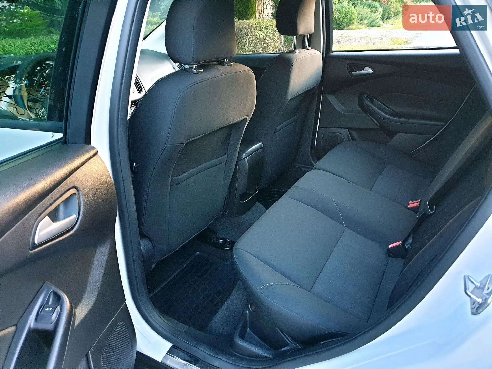 2016 Ford Focus - мініатюра 36