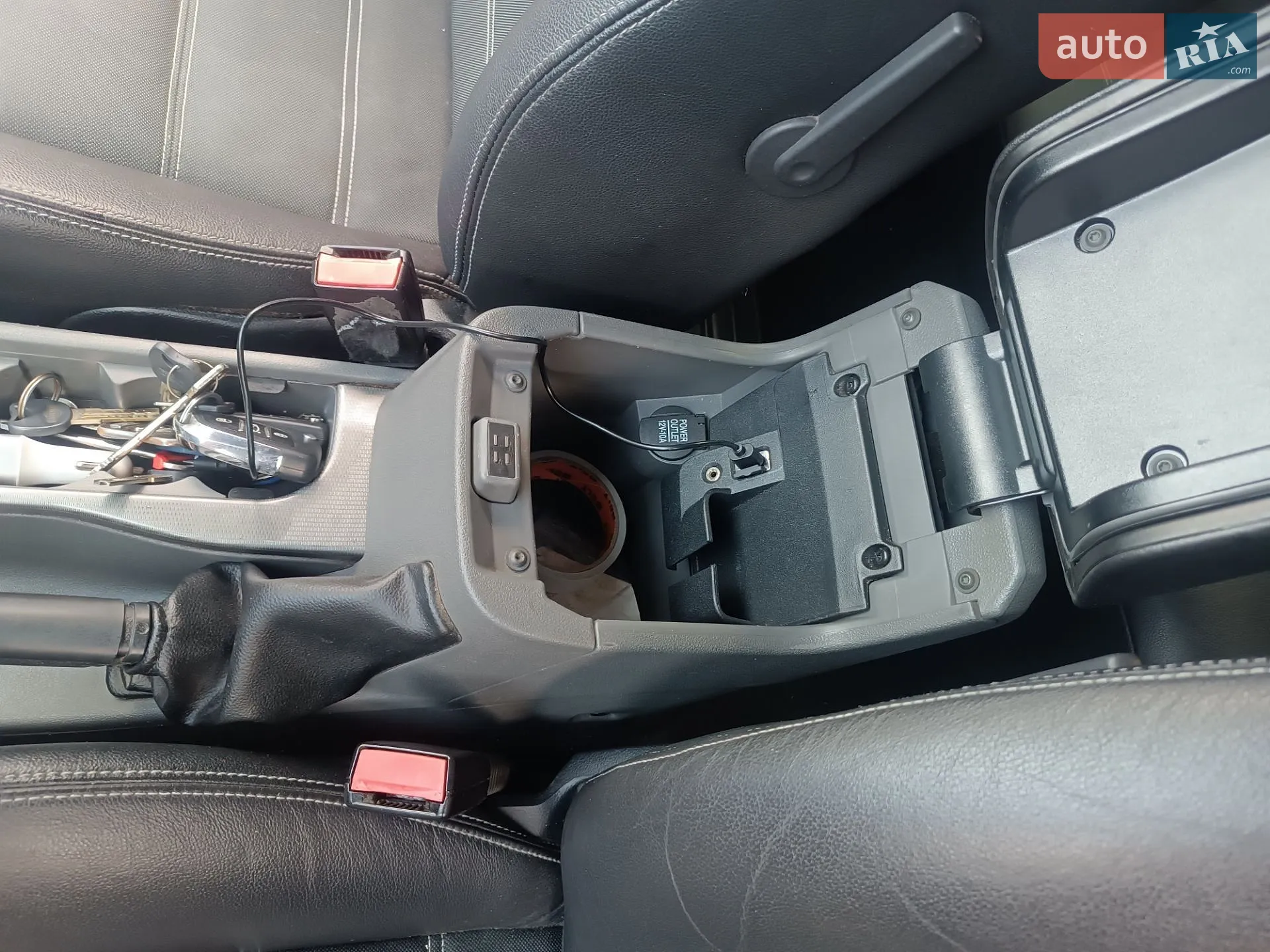 2010 Ford Focus - мініатюра 8