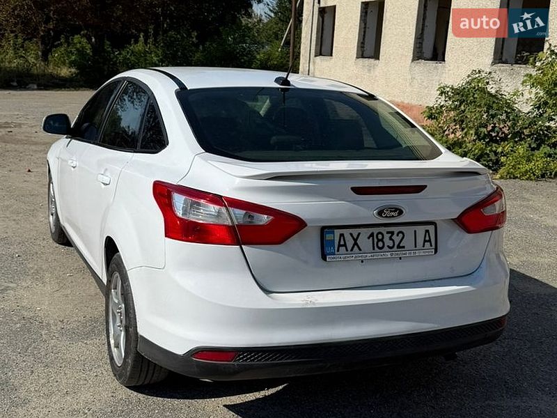 Седан Ford Focus 2014 в Шполе