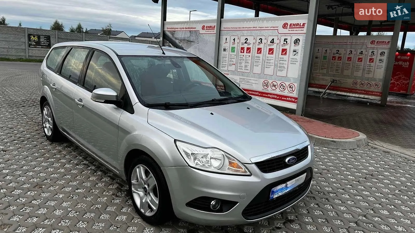 2010 Ford Focus - мініатюра 7