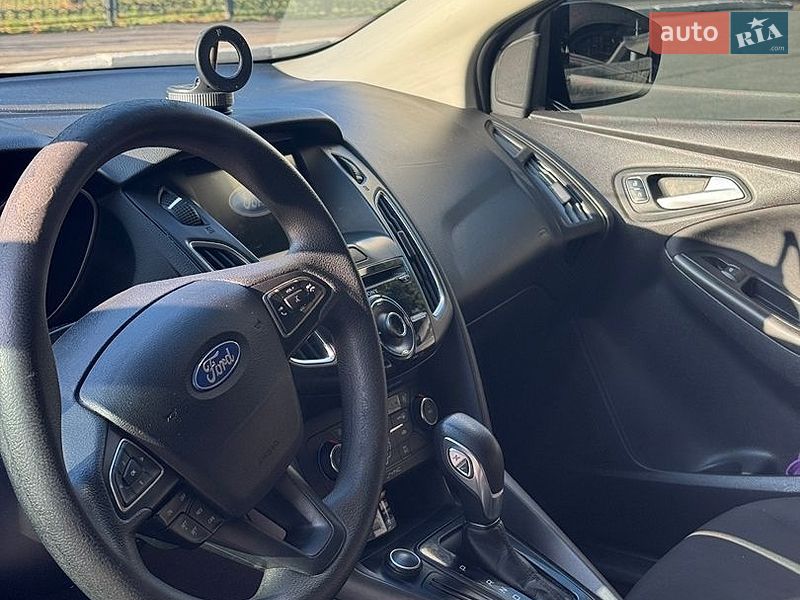 Хетчбек Ford Focus 2017 в Житомирі