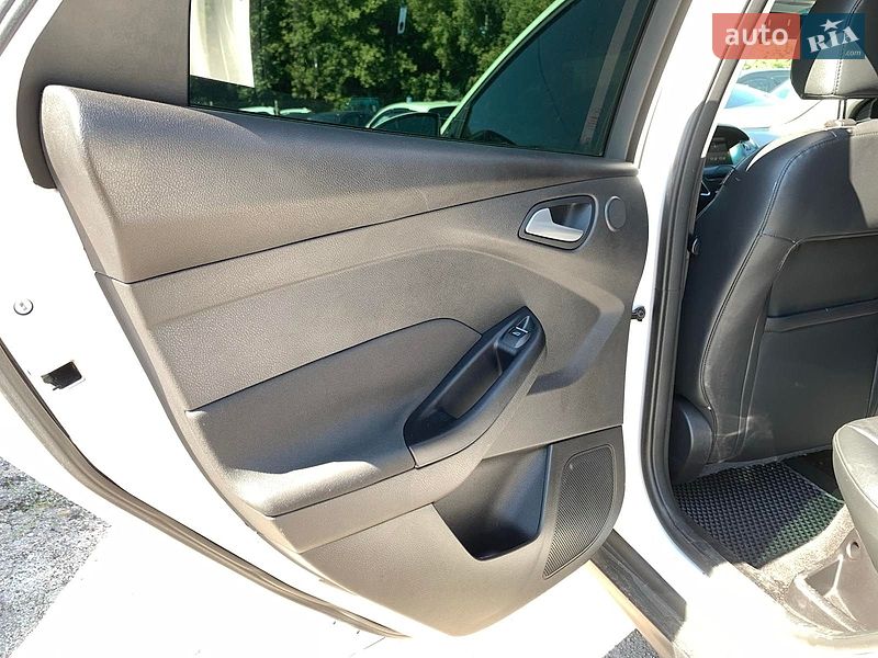 Хэтчбек Ford Focus 2015 в Виннице