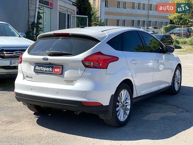 Хэтчбек Ford Focus 2015 в Виннице