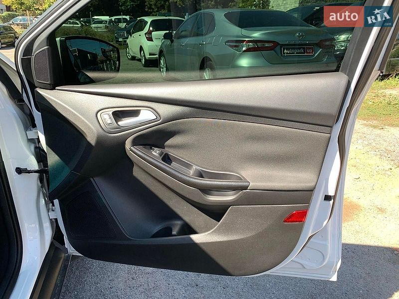 Хэтчбек Ford Focus 2015 в Виннице
