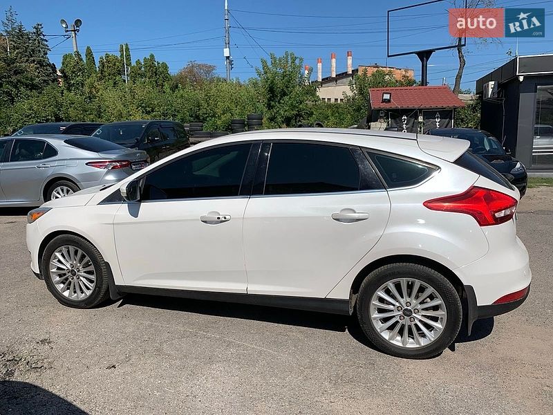 Хэтчбек Ford Focus 2015 в Виннице