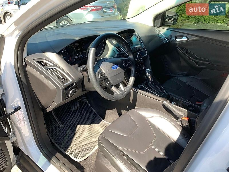 Хэтчбек Ford Focus 2015 в Виннице