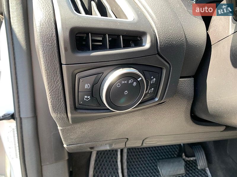 Хэтчбек Ford Focus 2015 в Виннице