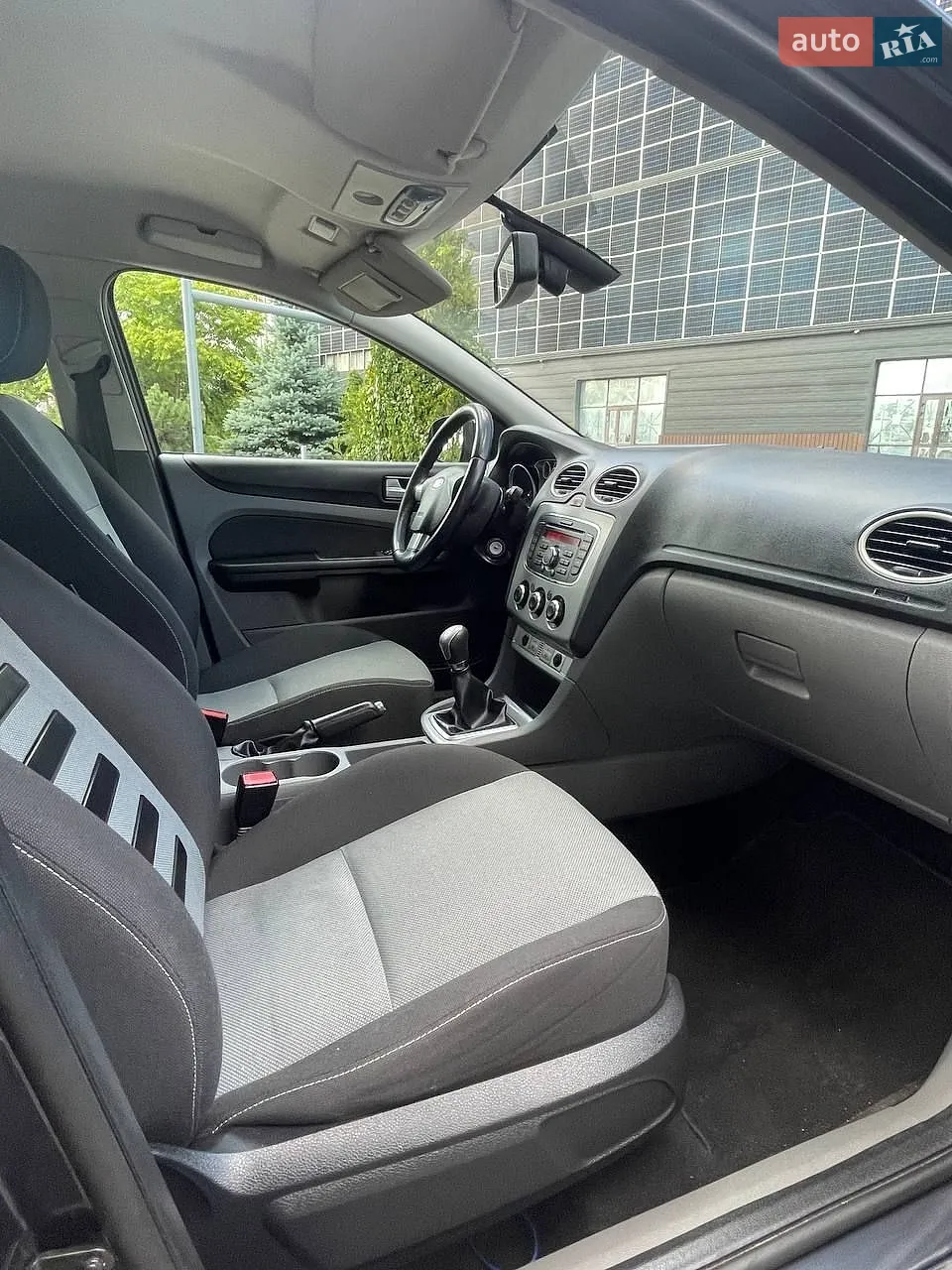 2010 Ford Focus - мініатюра 22