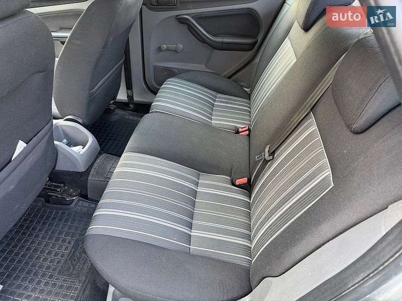 Хэтчбек Ford Focus 2011 в Житомире фото 13 Хэтчбек Ford Focus 2011 в Житомире