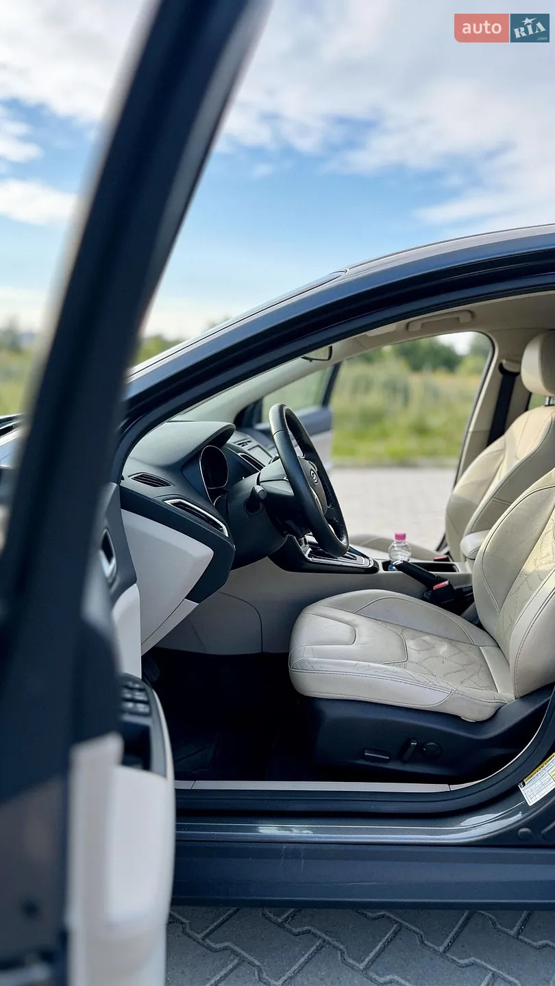 2016 Ford Focus - мініатюра 10