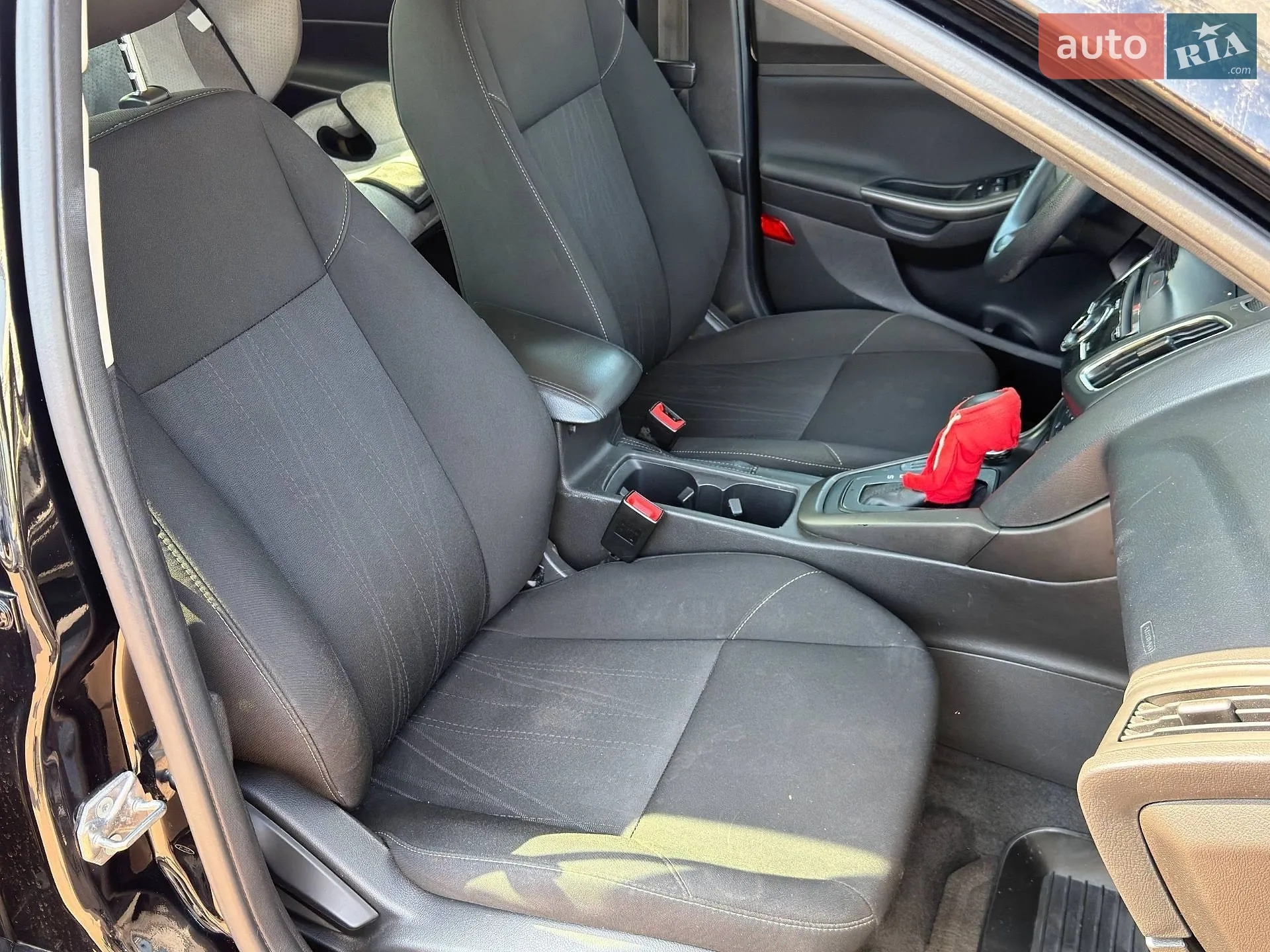 2017 Ford Focus - мініатюра 14
