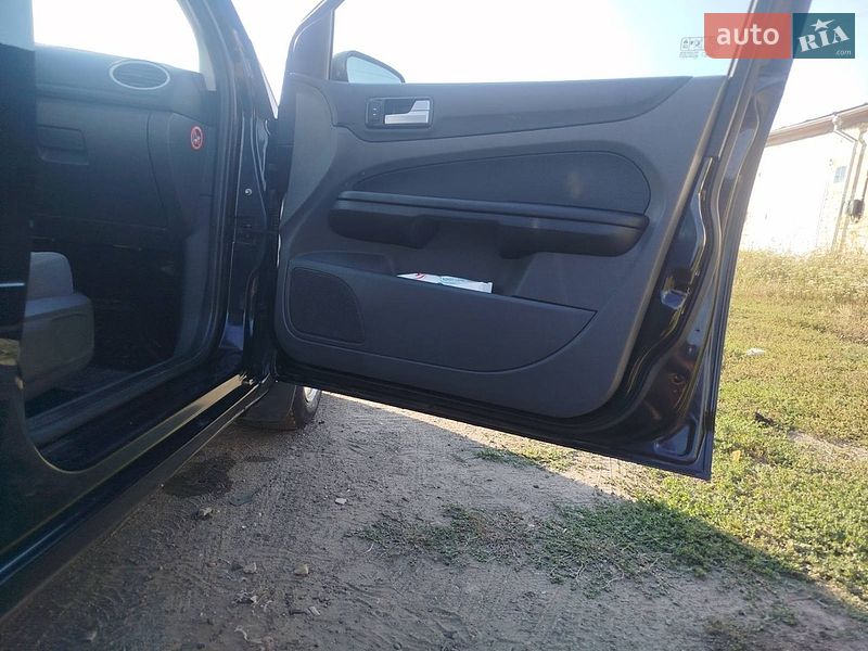 Универсал Ford Focus 2007 в Глухове