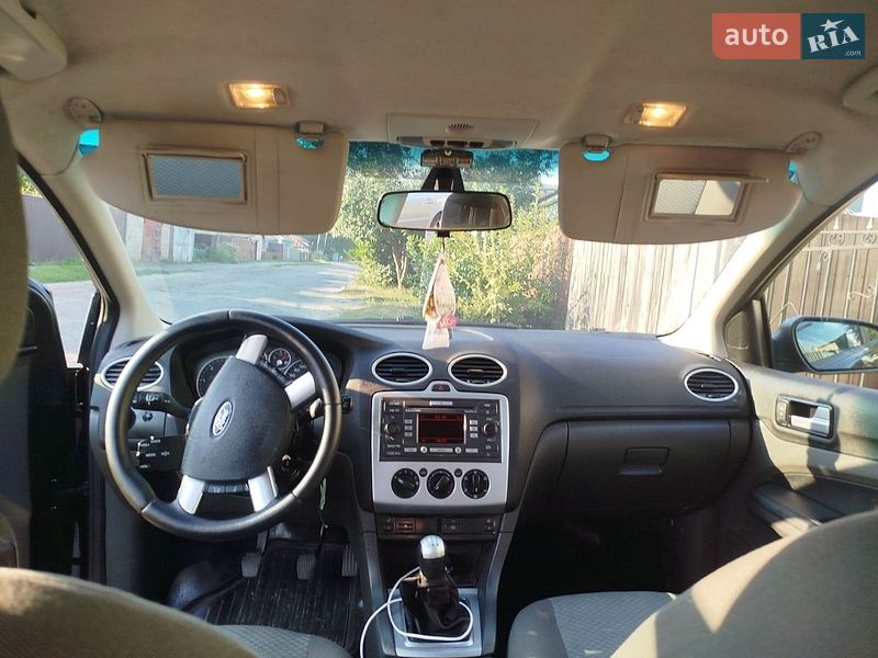Универсал Ford Focus 2007 в Глухове
