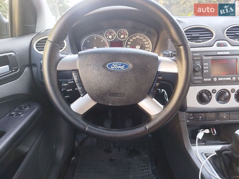 Универсал Ford Focus 2007 в Глухове