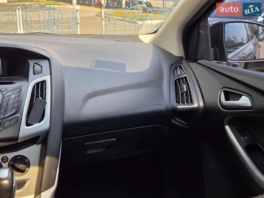 2014 Ford Focus - мініатюра 21